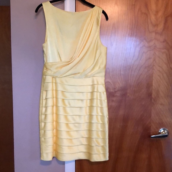 Gianni Bini yellow party dress - Picture 2 of 6